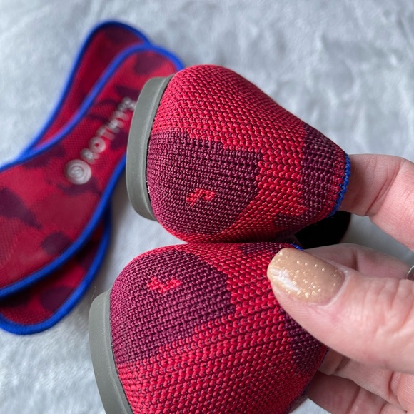 EUC Rothy’s Retired Red Camo Loafer 8 - Picture 3 of 5